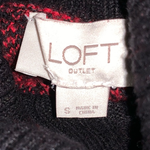 Loft Outlet Red and Black Plaid Turtle Neck
Sweater Size Small - Picture 5 of 7